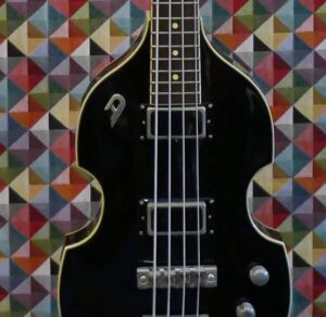 Duesenberg Violin "Beatle" Style - Black