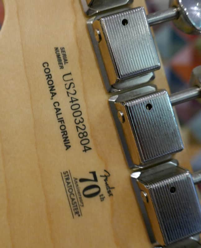 Fender 70th Anniversary Performer Stratocaster - Sunburst - Image 8