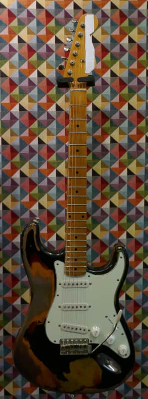 Nick Tucker Custom Build - Relic Burst - Image 2