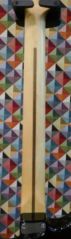 Fender 70th Anniversary Performer Stratocaster - Sunburst - Image 9