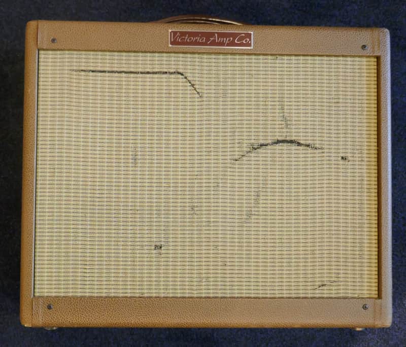 Victoria Victoriette 2x10 combo - Image 2