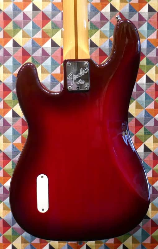 Fender Elite P-Bass 1983 - Image 10