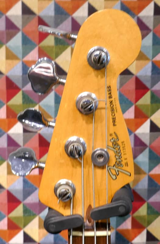 Fender Elite P-Bass 1983 - Image 3