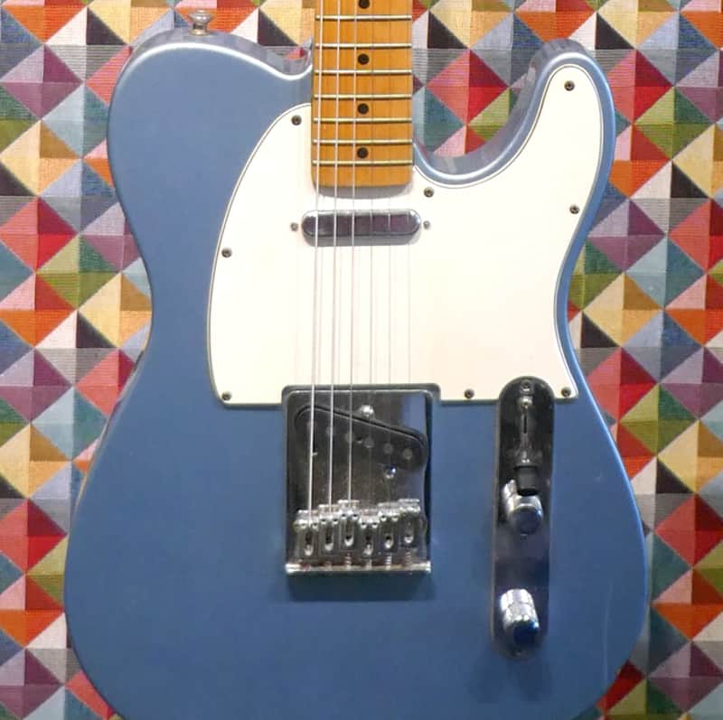 Fender Telecaster Mexican Standard - Pacific blue
