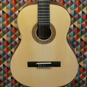 Santos Martinez Principante 4/4 size guitar